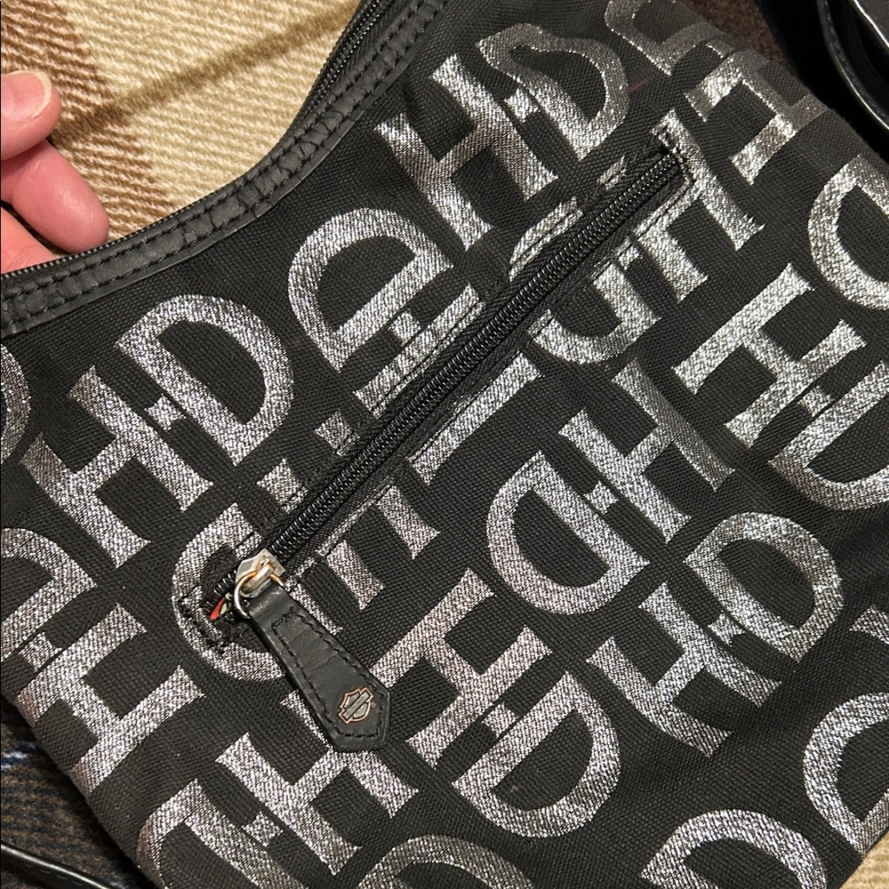 Stylish Black and Silver Women's Bag - Picture 6 of 14